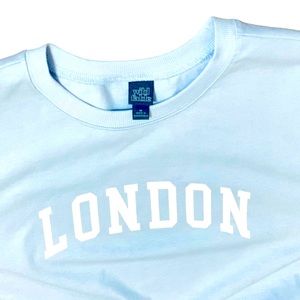 NWOT Wild fable London cropped shirt in blue size M
